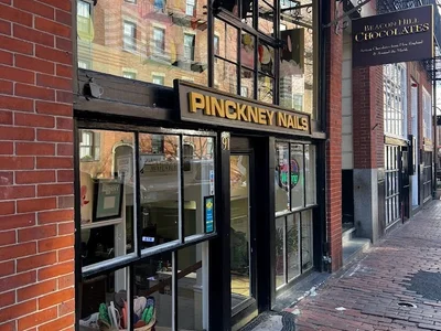 Pinckney Nails